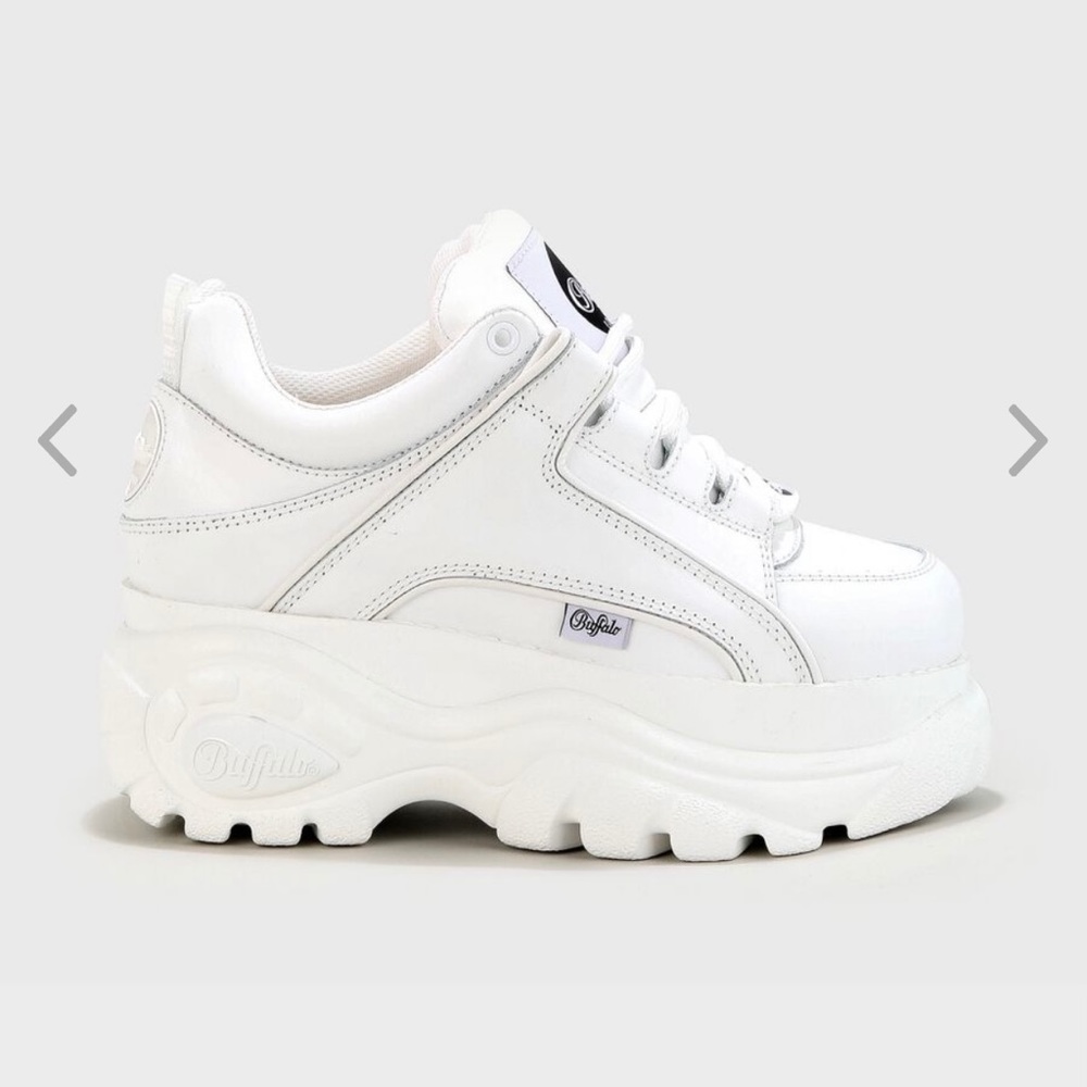 Buffalo London “Classic Low” Platform Sneakers